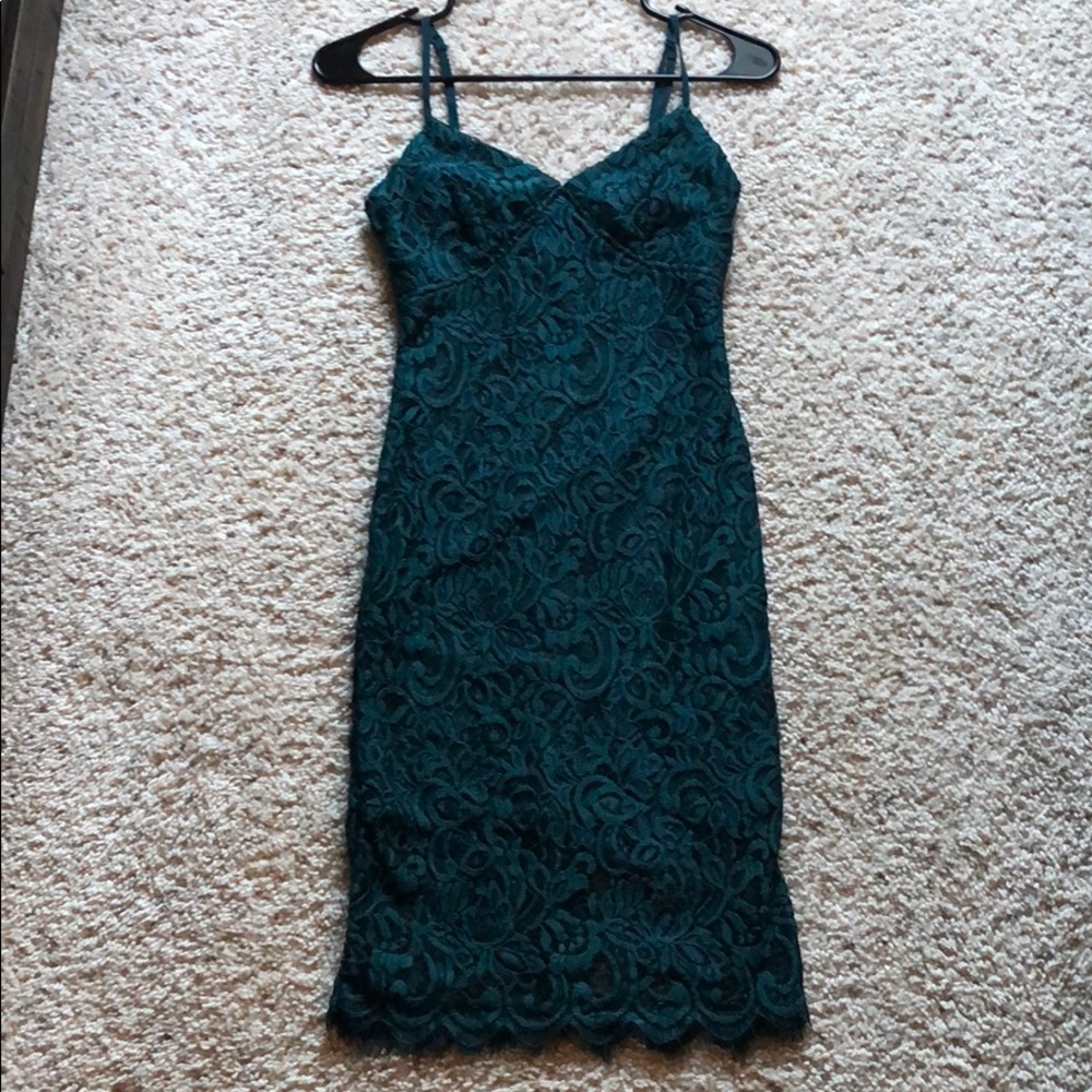 LuLu’s green lace bodycon dress